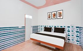 Hotel O Golden Bird